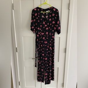 Gap V-Neck Black Floral Jumpsuit - Size 4